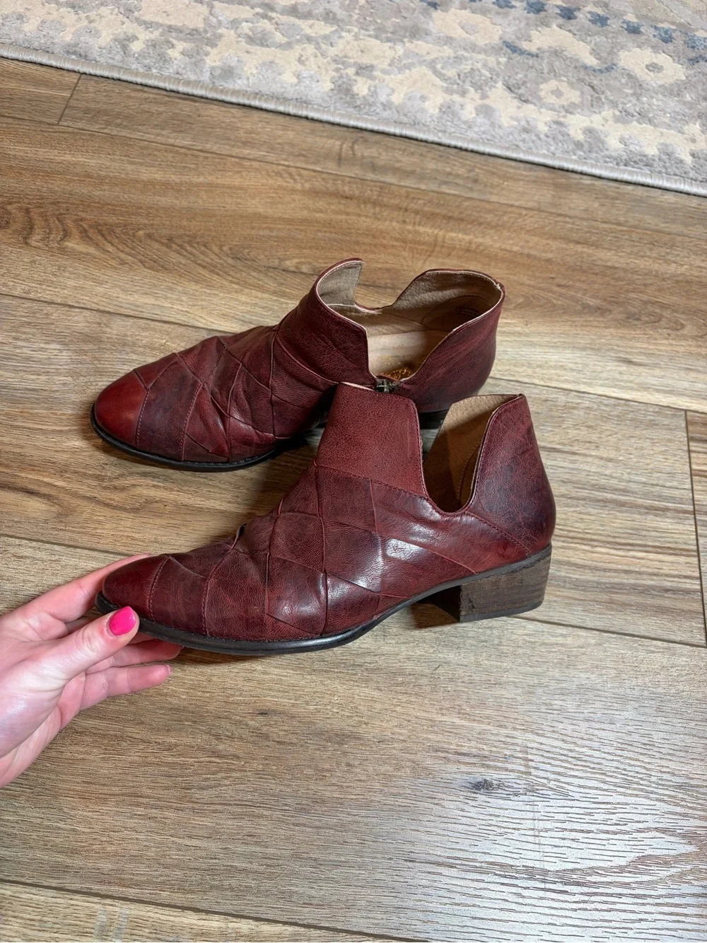 Anthropologie Seychelles Boho Deep Sea woven leather ankle booties in red